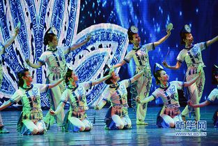 重慶市宣傳貫徹黨的十九大精神主題群眾文藝創(chuàng)作展演開幕 文化經(jīng)紀(jì)人服務(wù)助力文化繁榮